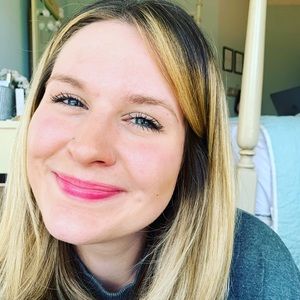 Meet your Posher, Jacqueline